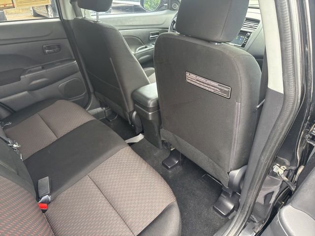 Used 2018 Mitsubishi Outlander Sport ES FWD image 15