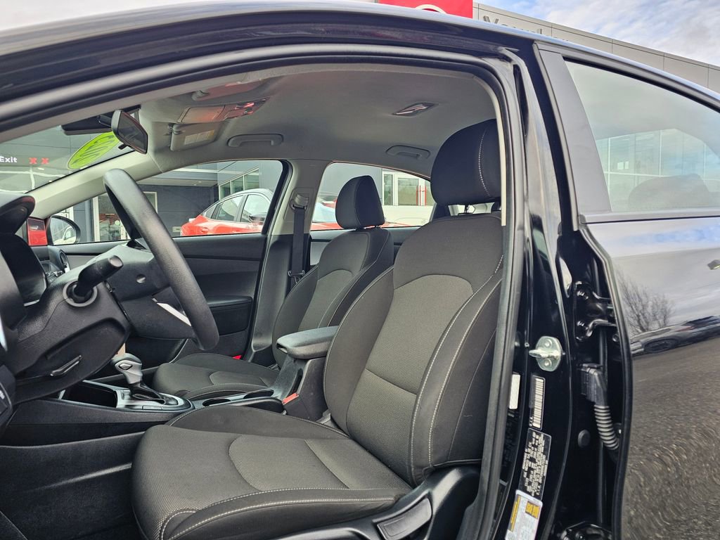 Used 2024 Kia Forte LXS image 14