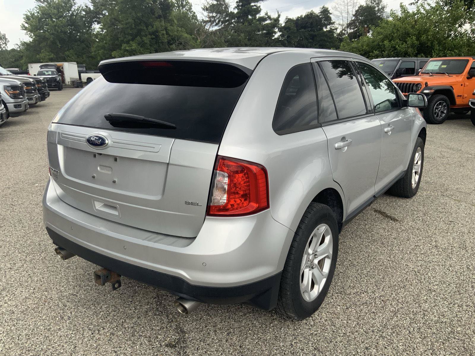 Used 2013 Ford Edge SEL FWD image 10