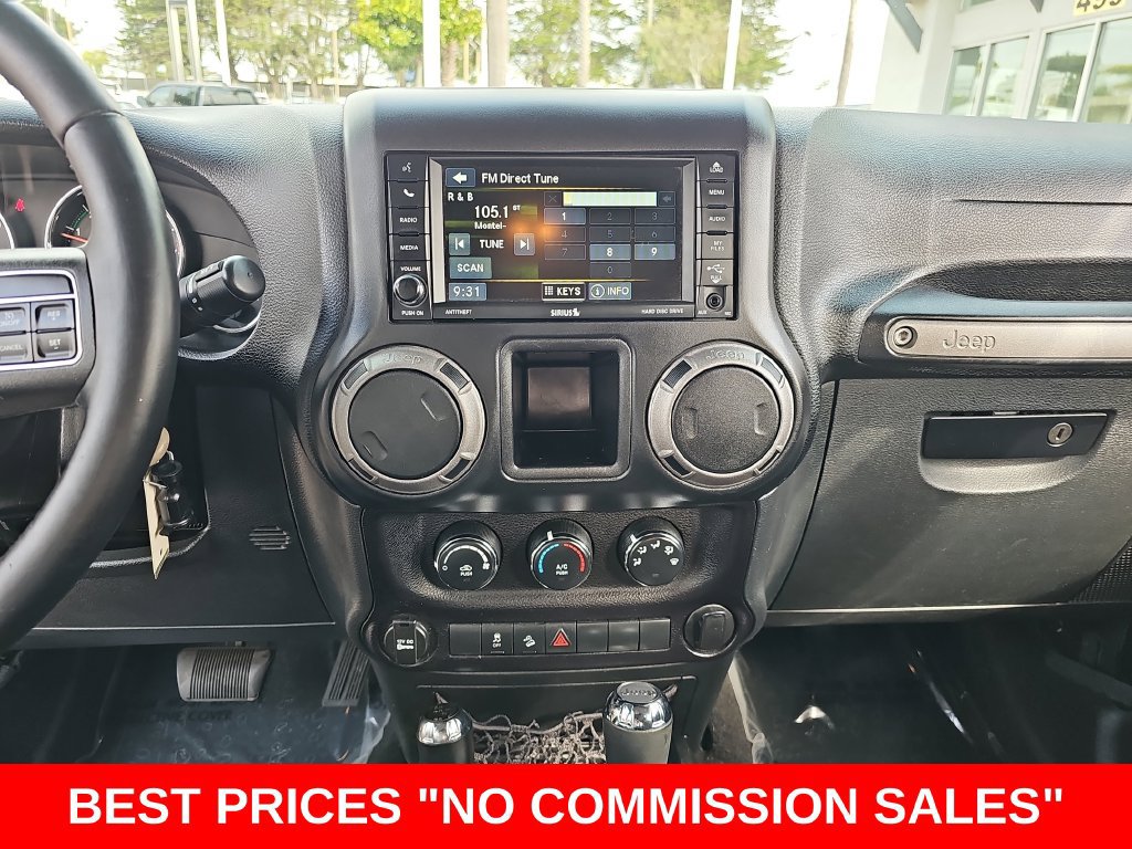 Used 2016 Jeep Wrangler Unlimited Sport w/ Connectivity Group AWD/4WD image 19