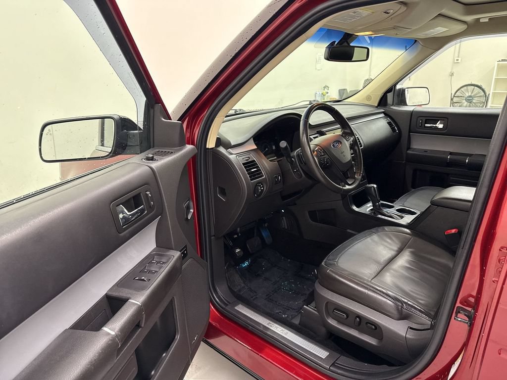 Used 2014 Ford Flex Limited w/ Equipment Group 303A AWD/4WD image 12