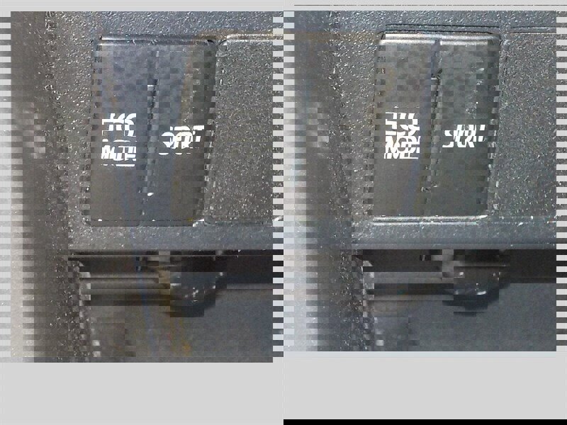 Used 2018 Toyota RAV4 XLE image 29