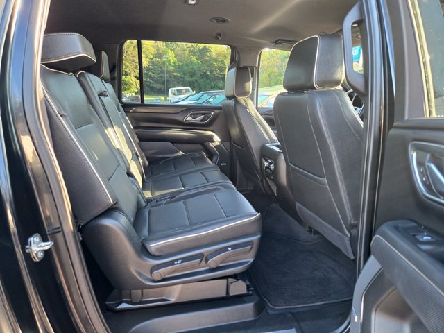 Used 2023 GMC Yukon XL SLT AWD/4WD image 20