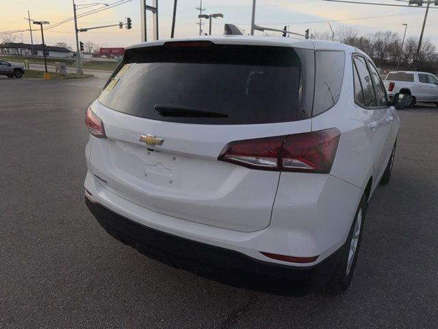 Used 2024 Chevrolet Equinox LS w/ LS Convenience Package image 14