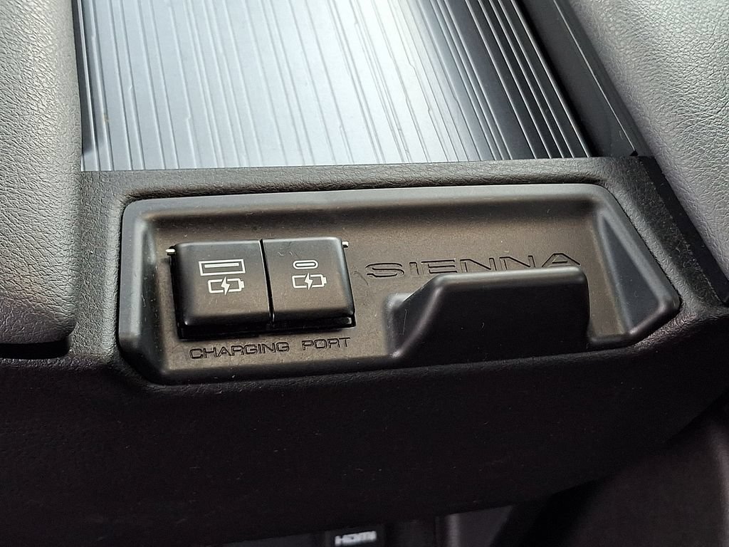 Certified 2023 Toyota Sienna XSE w/ XSE Plus Package AWD/4WD image 11