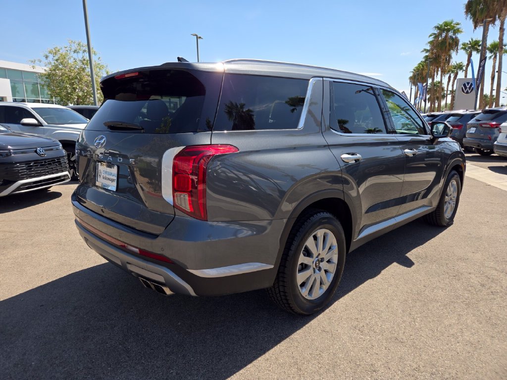 Used 2025 Hyundai Palisade SEL FWD image 6