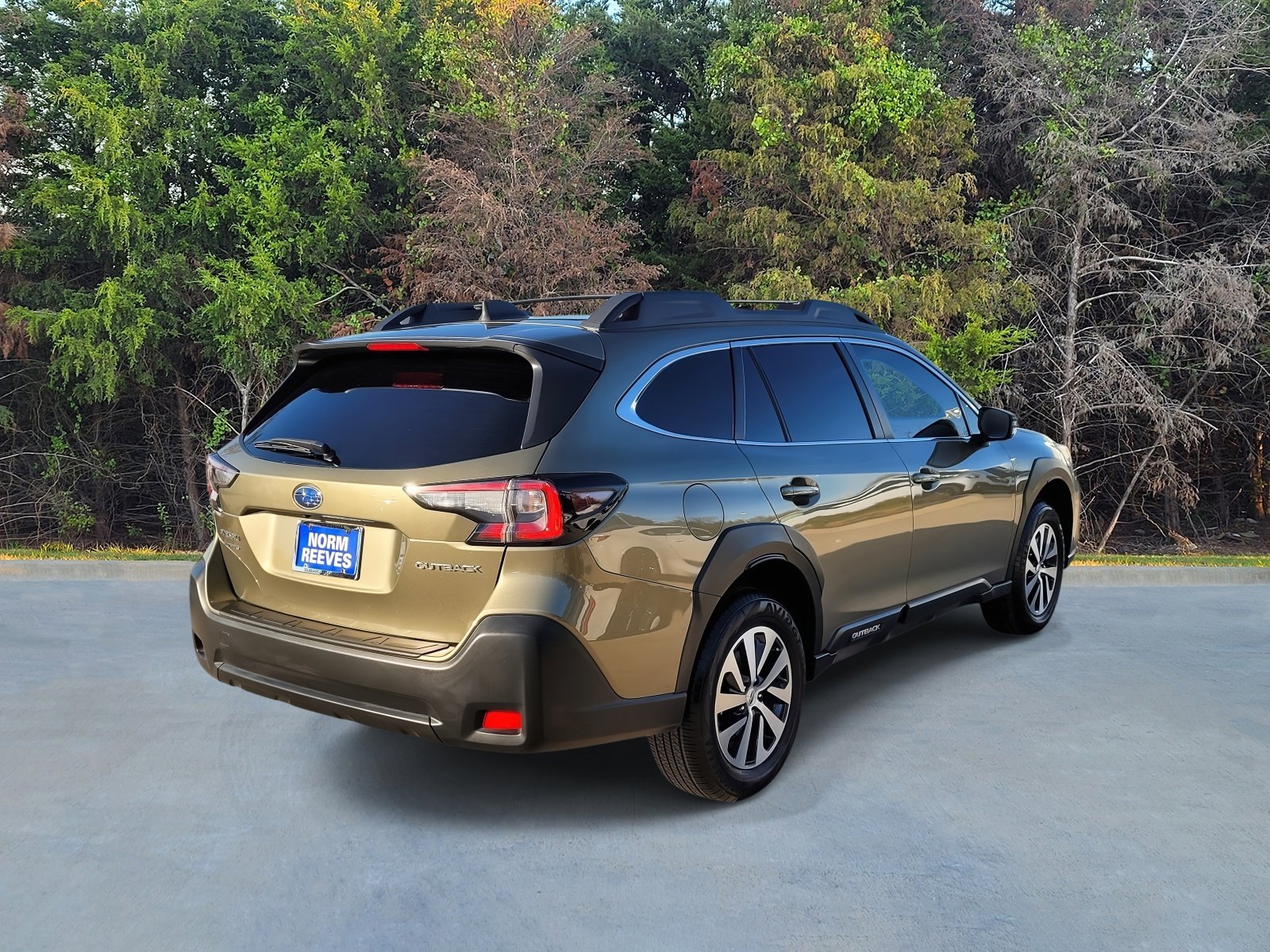 Certified 2025 Subaru Outback Premium image 16