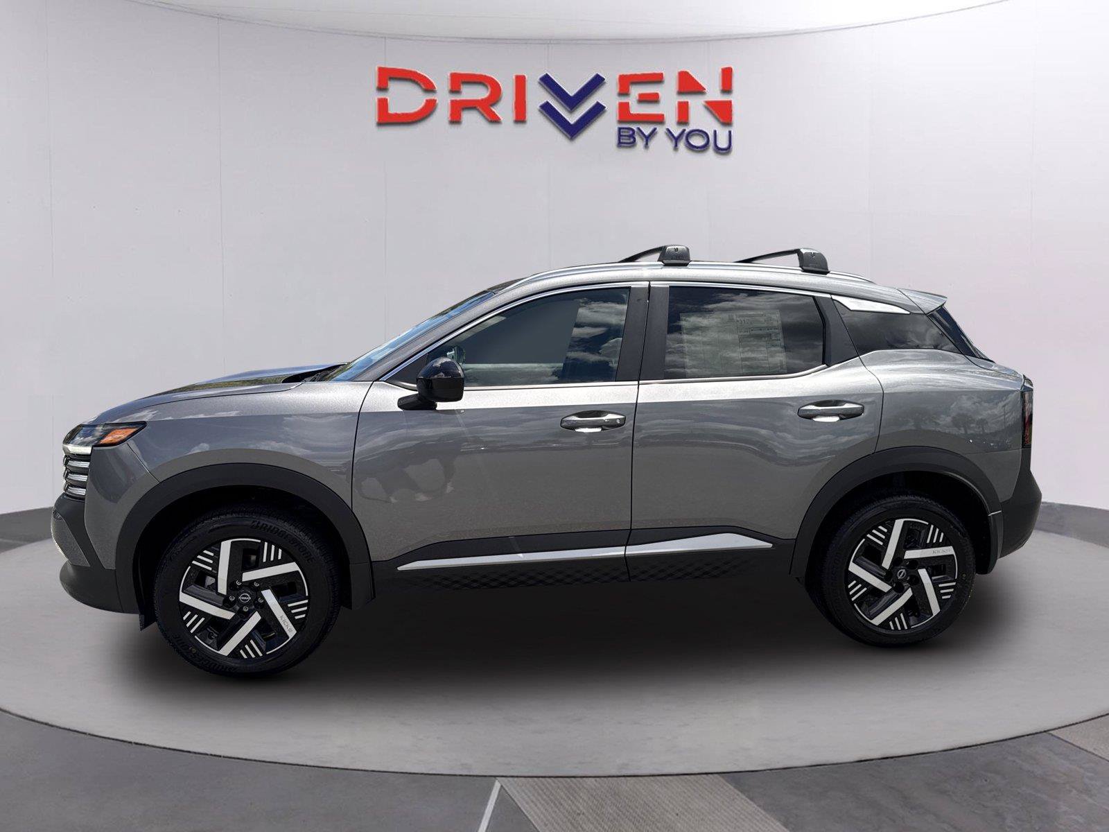 New 2026 Nissan Kicks SV w/ Cold Weather Package FWD image 6