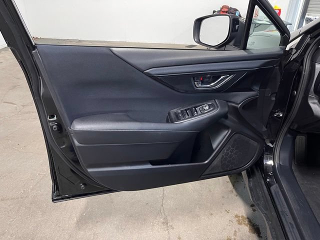 Used 2023 Subaru Outback Premium AWD/4WD image 23