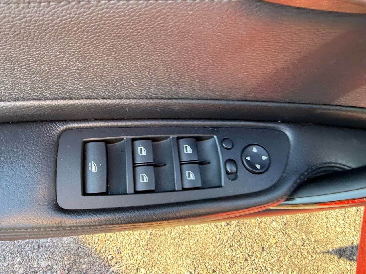 Used 2011 BMW 128i Convertible image 20