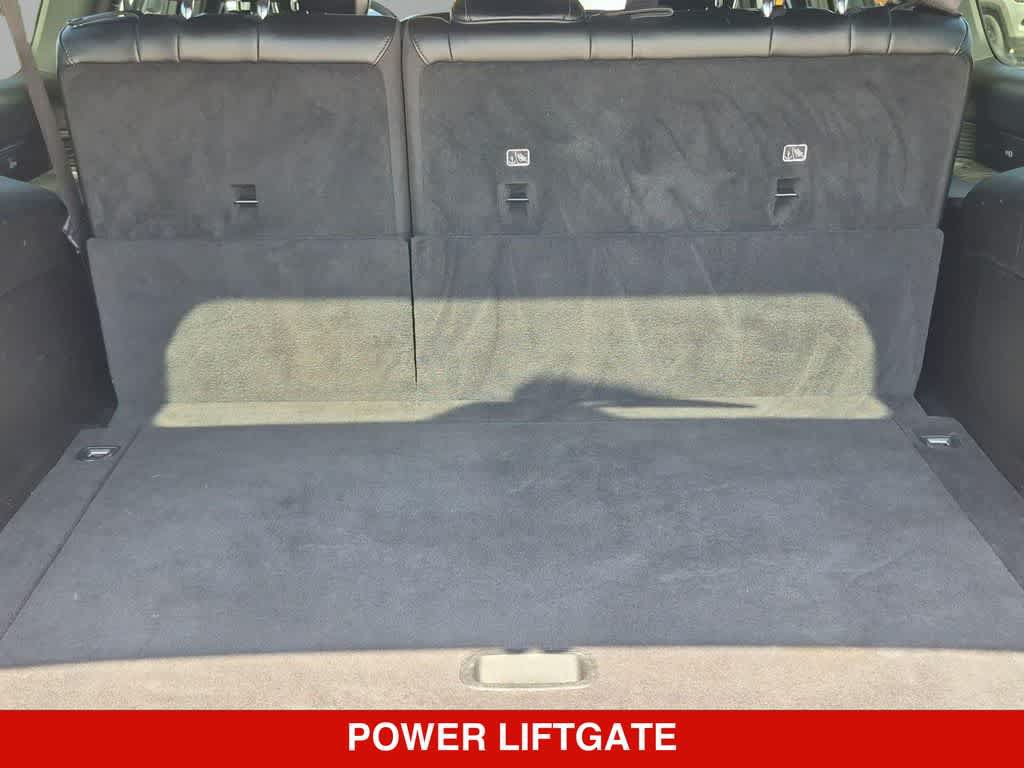 Used 2024 Jeep Wagoneer L Series II w/ Flexible Seating Group AWD/4WD image 35
