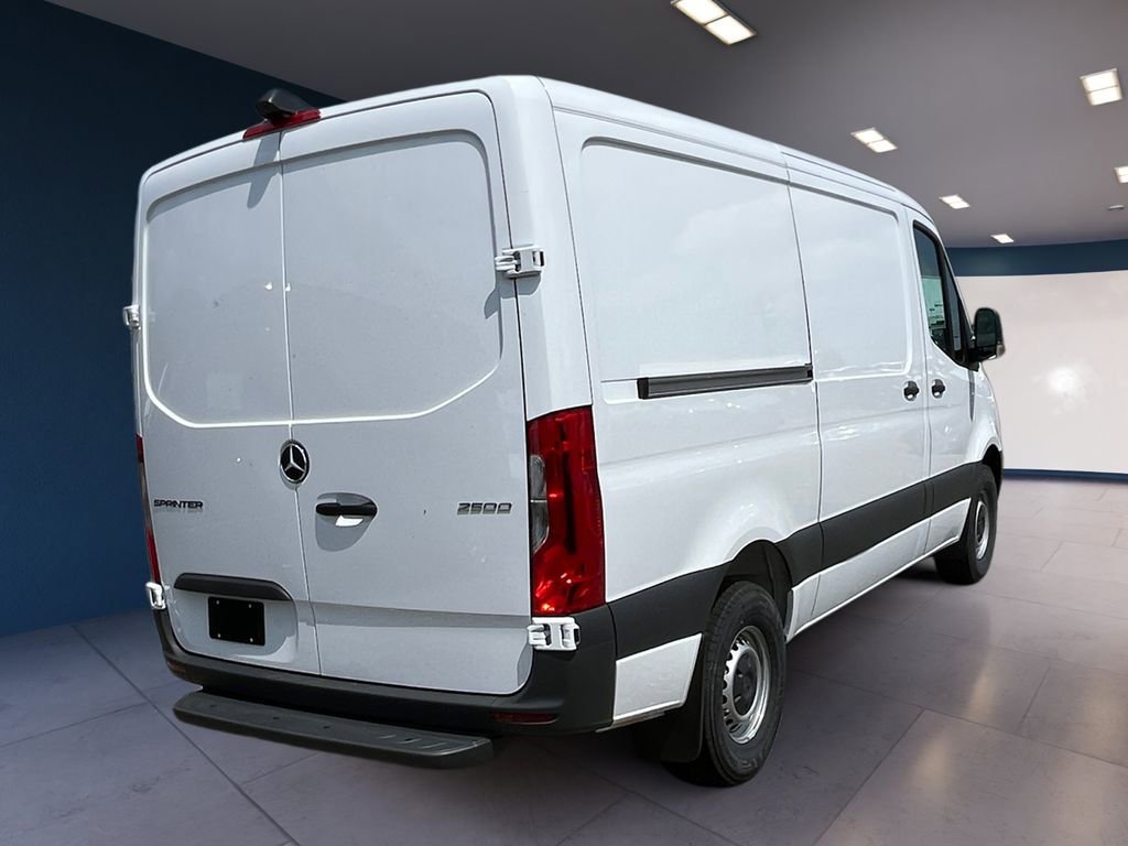New 2025 Mercedes-Benz Sprinter 2500 image 4