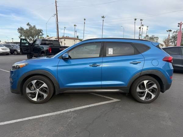 Used 2016 Hyundai Tucson Limited w/ Option Group 03 FWD image 6