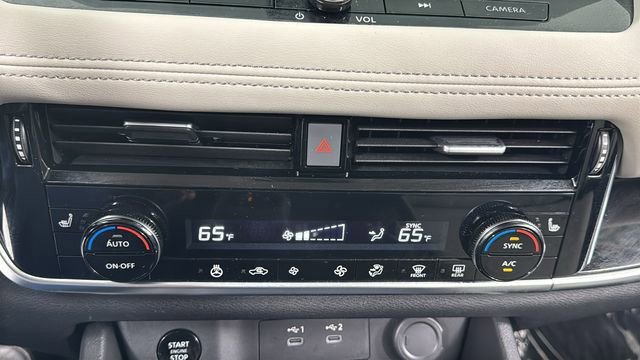 Certified 2025 Nissan Rogue SL image 27