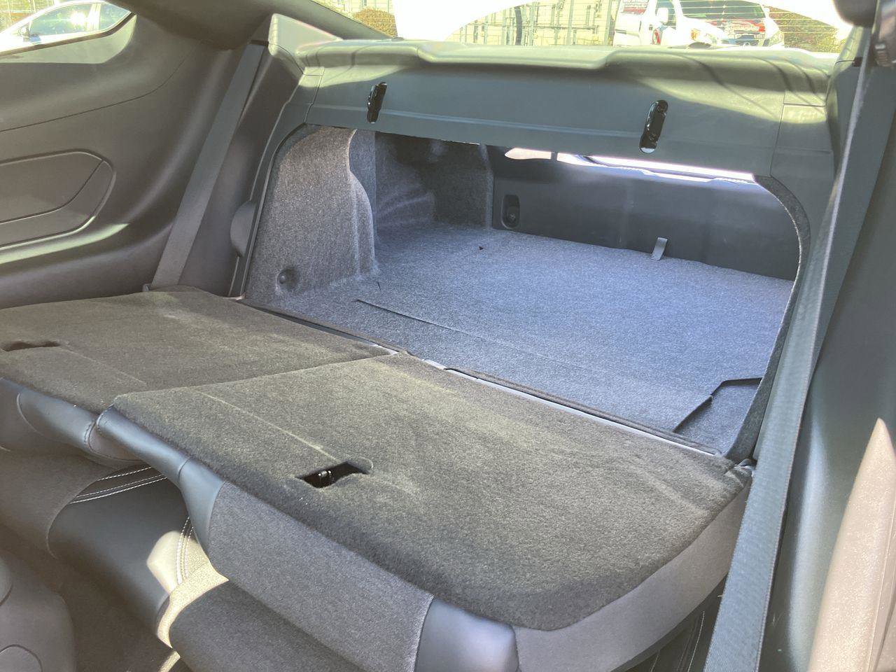 Used 2024 Ford Mustang Coupe image 23