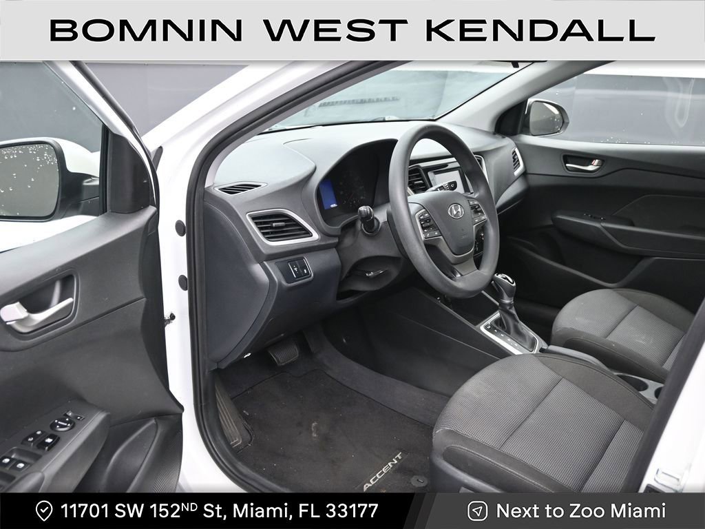 Used 2022 Hyundai Accent SE image 10