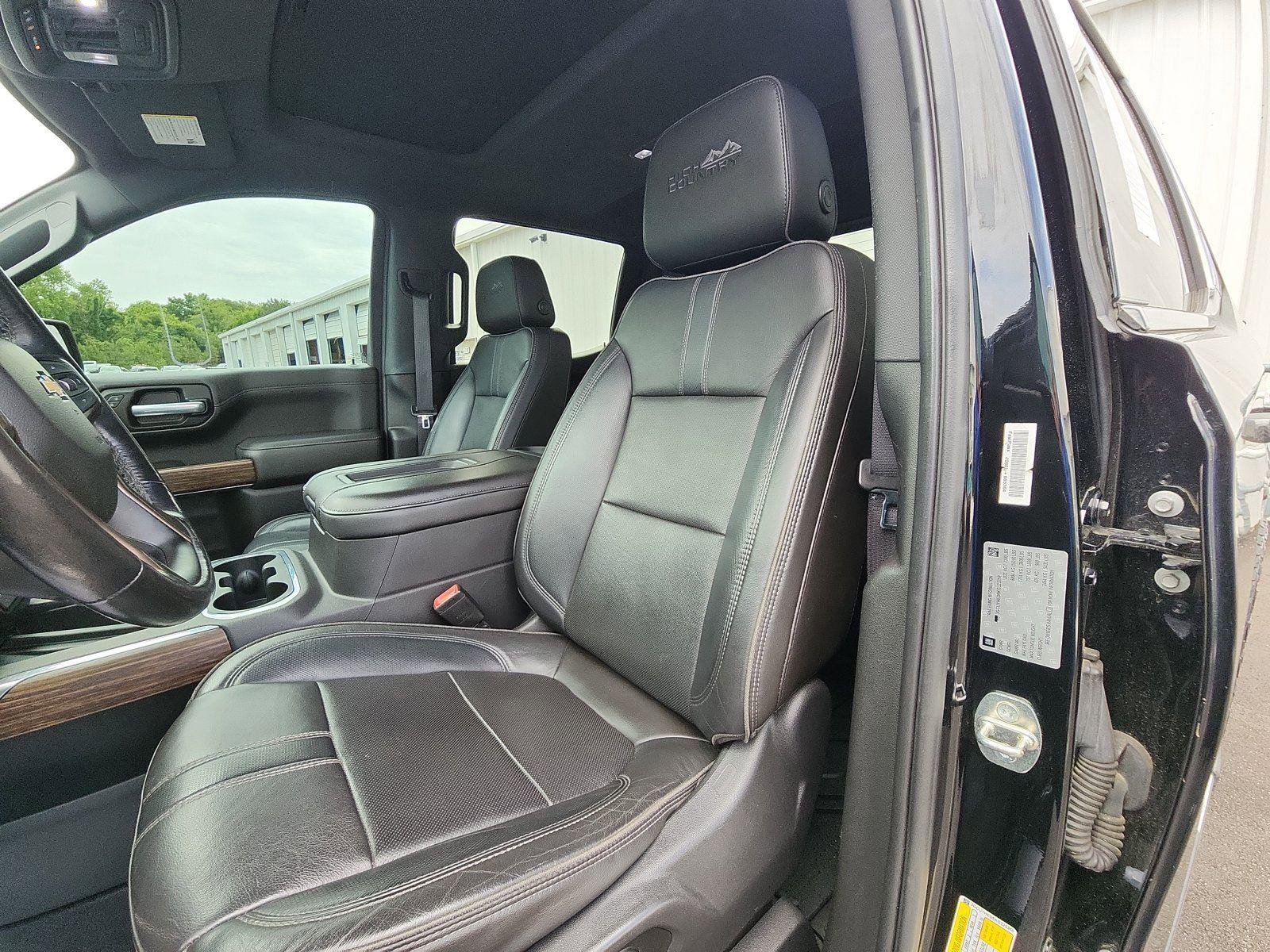 Used 2019 Chevrolet Silverado 1500 High Country w/ Technology Package AWD/4WD image 22