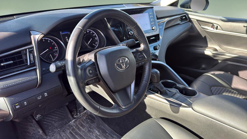 Used 2022 Toyota Camry SE image 13