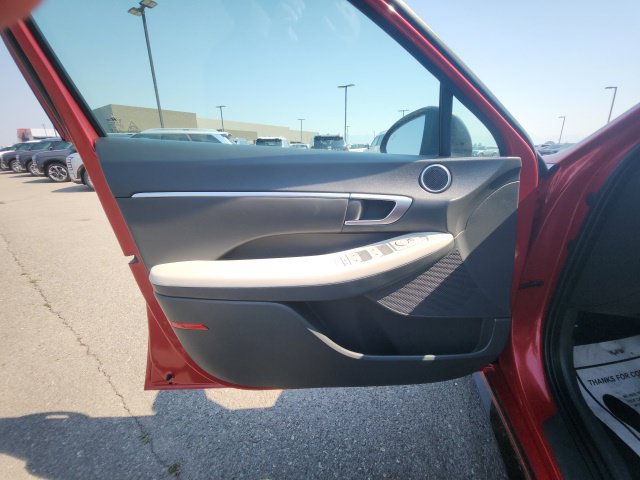 Certified 2022 Hyundai Sonata SEL w/ Convenience Package FWD image 21