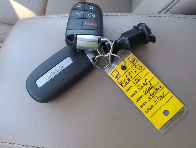 Used 2021 Jeep Grand Cherokee Limited w/ Trailer Tow Group IV AWD/4WD image 34