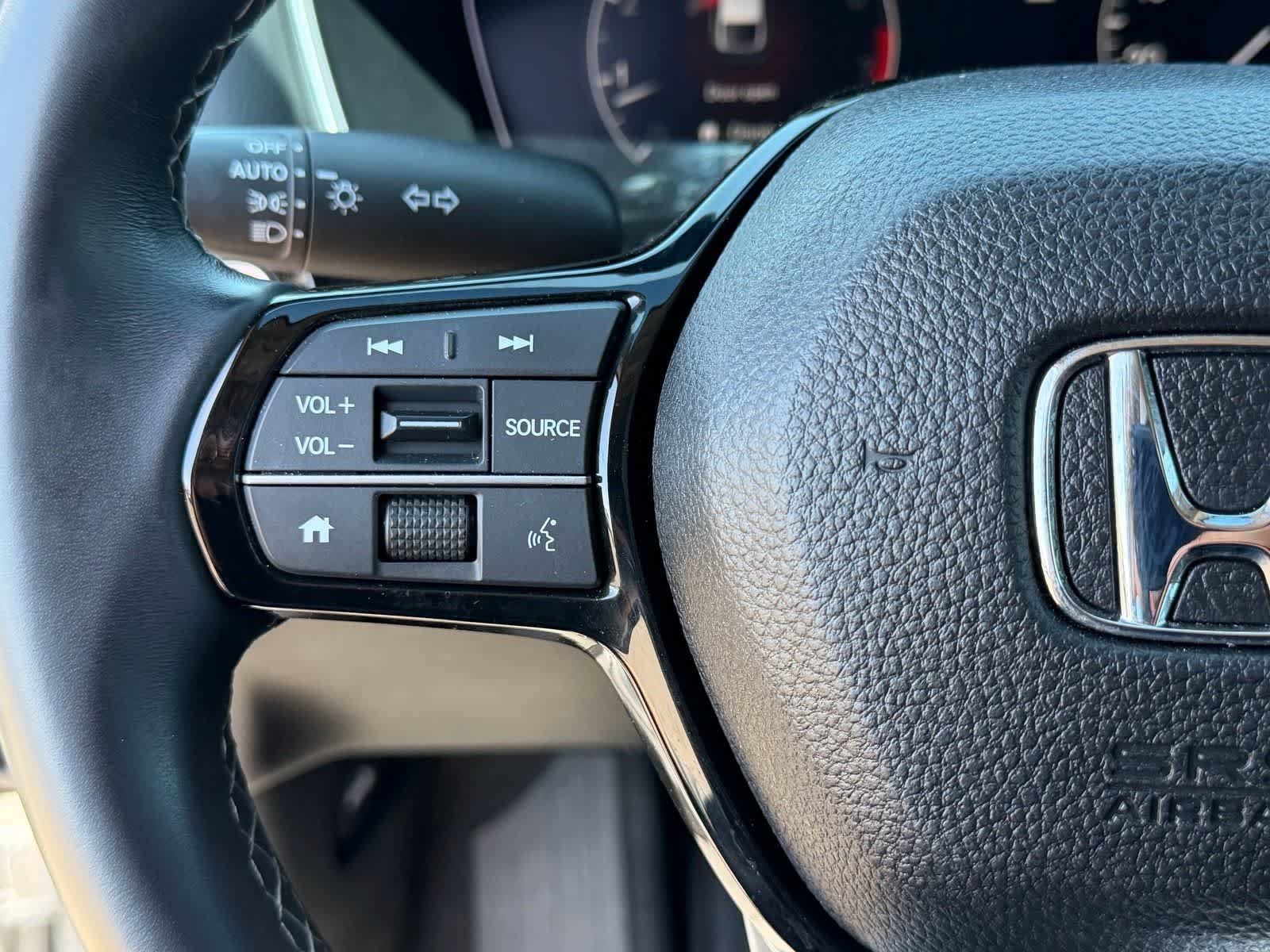 Used 2023 Honda Civic EX-L image 10