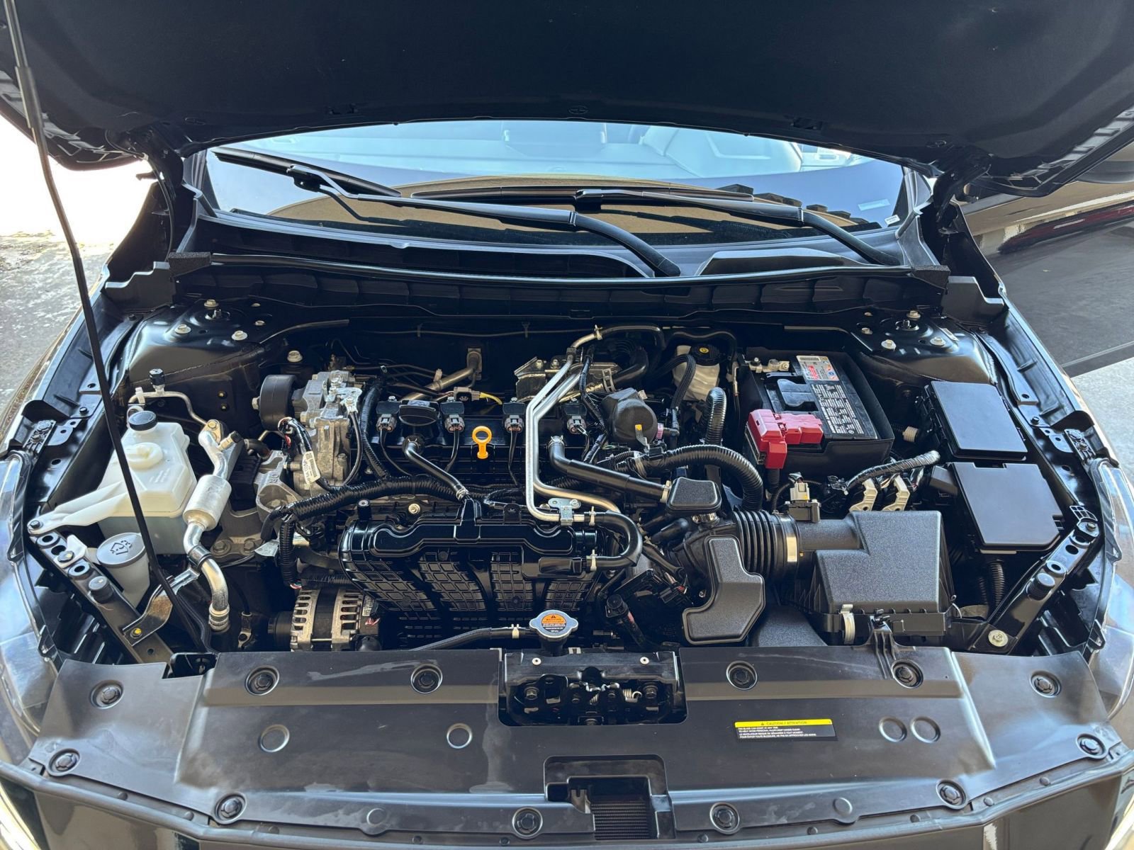 Used 2025 Nissan Altima 2.5 SV FWD image 33