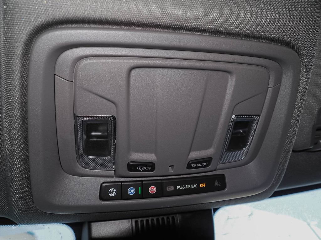 Certified 2023 Chevrolet Silverado 1500 LT AWD/4WD image 30