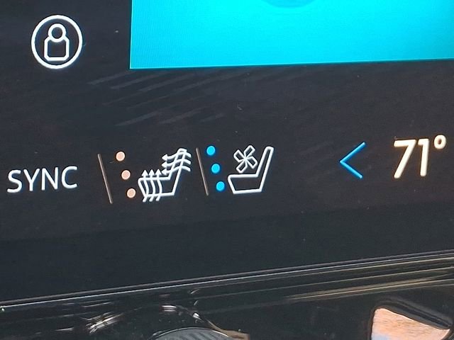 Used 2025 Chevrolet Blazer EV RS AWD/4WD image 15