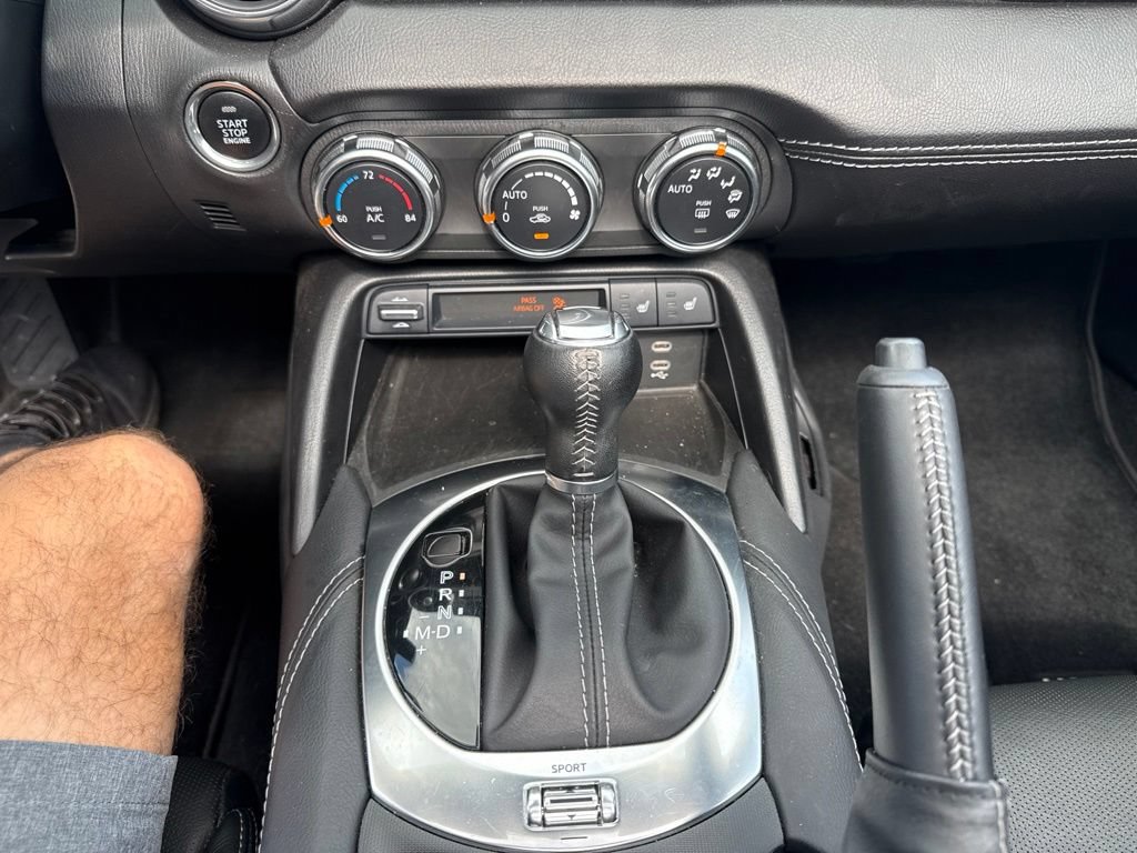 Used 2025 MAZDA MX-5 Miata RF Grand Touring RWD image 14