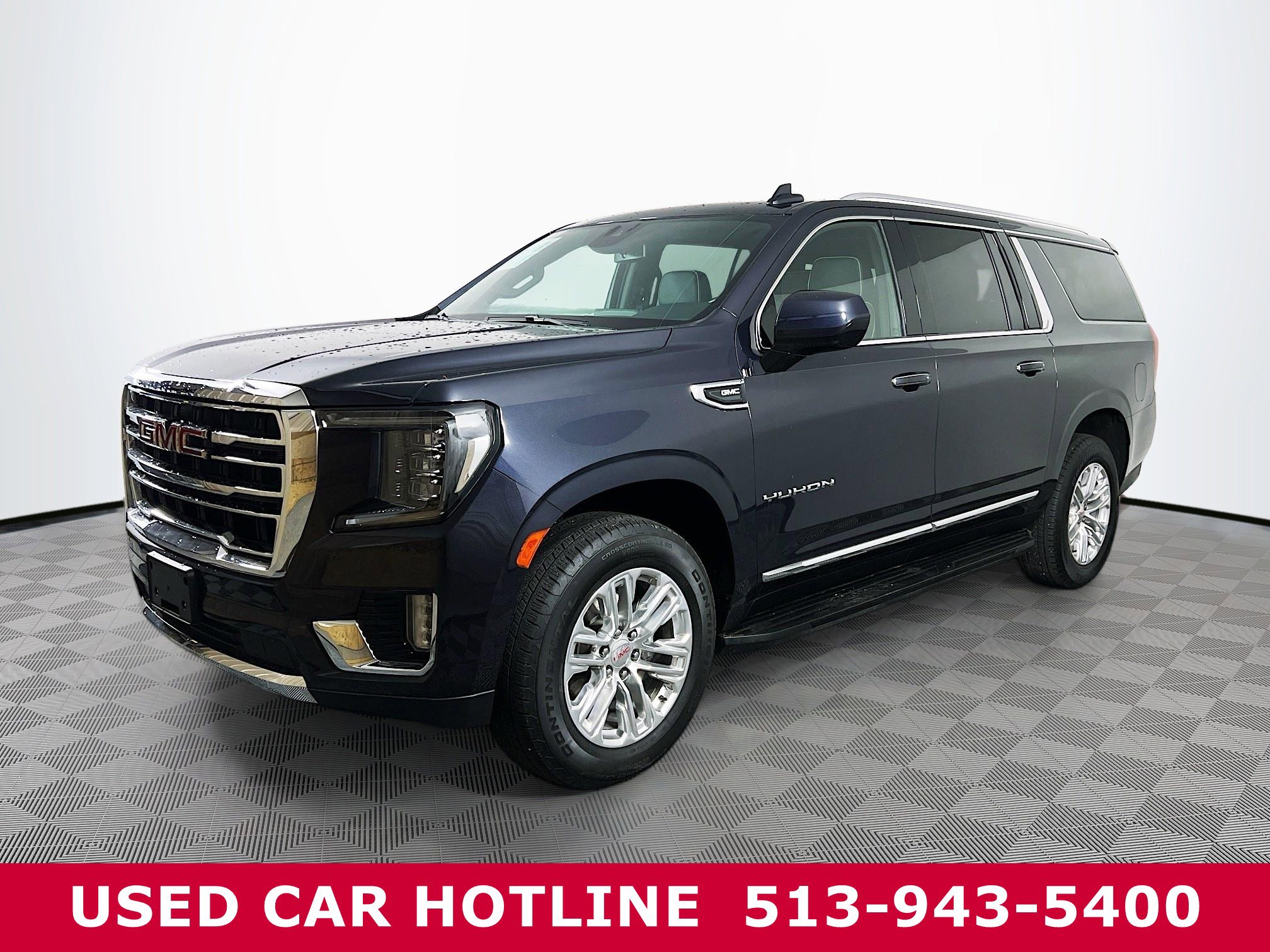 Used 2024 GMC Yukon XL SLT image 2