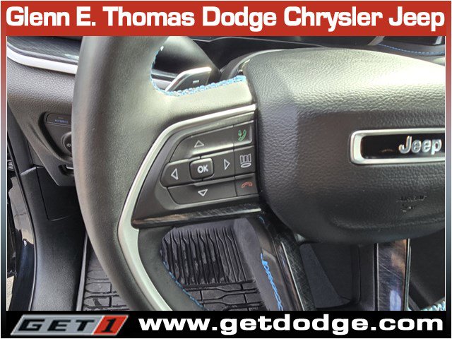 Used 2022 Jeep Grand Cherokee Trailhawk w/ Luxury Tech Group III image 19