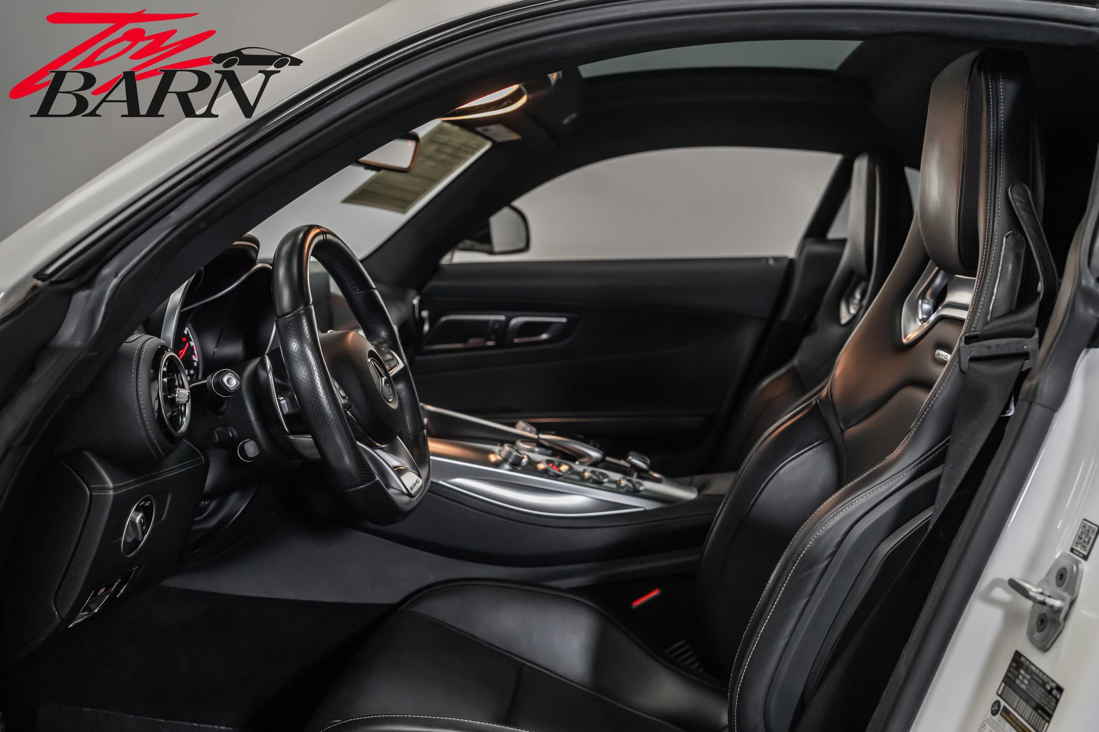 Used 2017 Mercedes-Benz AMG GT Coupe image 29