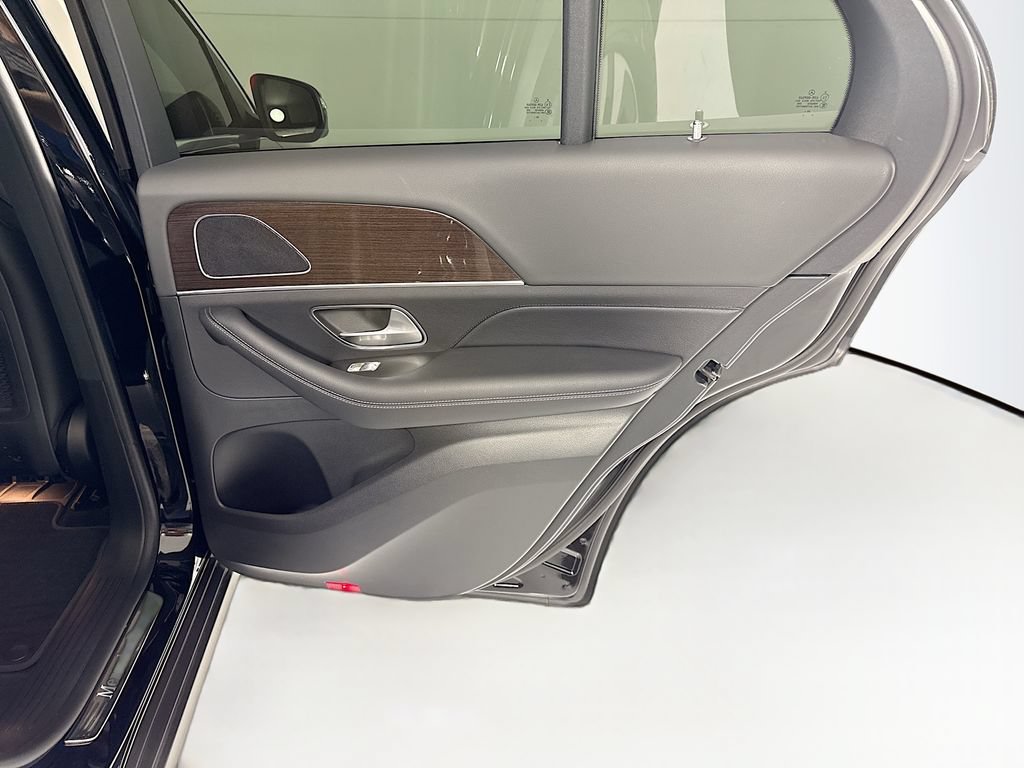 Certified 2025 Mercedes-Benz GLE 450e 4MATIC image 27