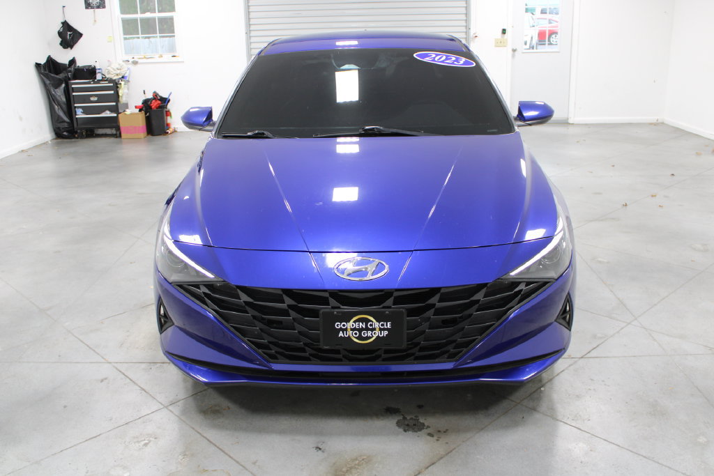 Used 2023 Hyundai Elantra SEL FWD image 3