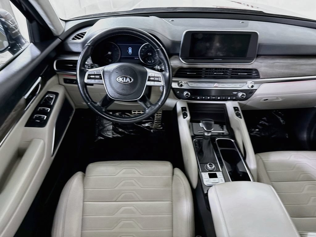 Used 2020 Kia Telluride SX w/ SX Prestige Package AWD/4WD image 3