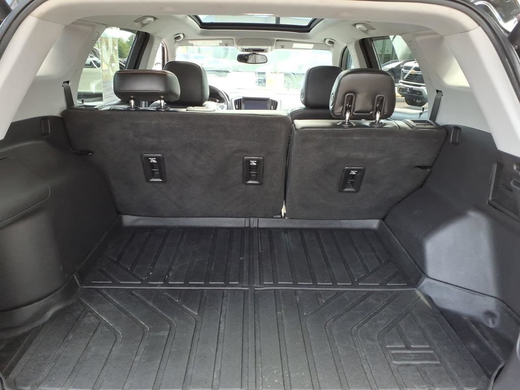 Certified 2019 GMC Terrain SLT w/ Preferred Package AWD/4WD image 13