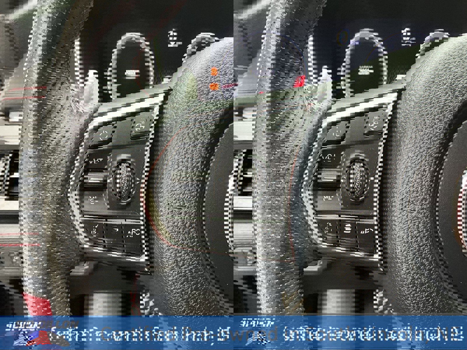 Used 2022 Acura MDX A-Spec image 9