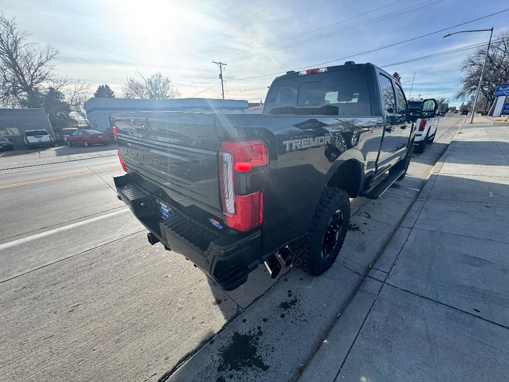 New 2025 Ford F250 Platinum w/ Tremor Off-Road Package image 5