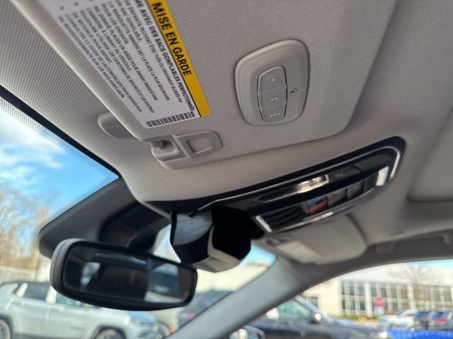 Used 2022 Jeep Grand Cherokee Limited image 39