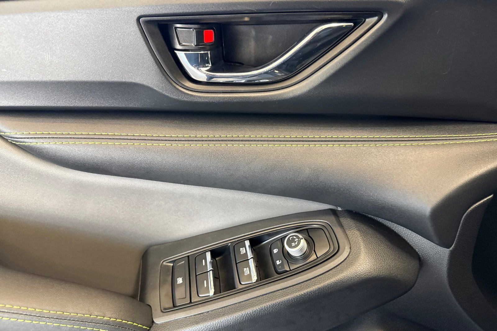 Used 2023 Subaru Ascent Onyx Edition image 10