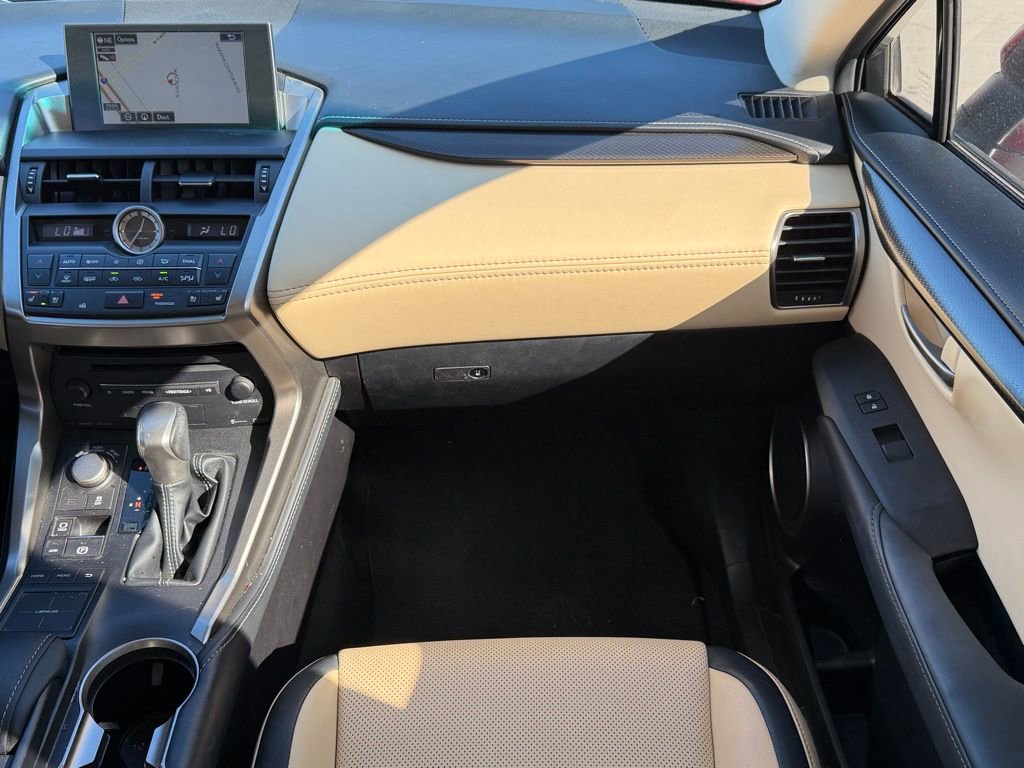 Used 2016 Lexus NX 200t FWD image 11