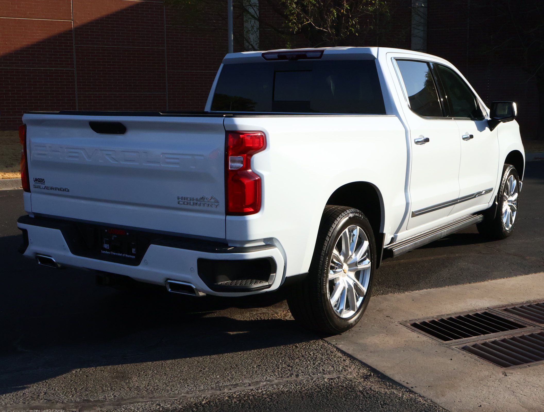 New 2026 Chevrolet Silverado 1500 High Country w/ Technology Package AWD/4WD image 33