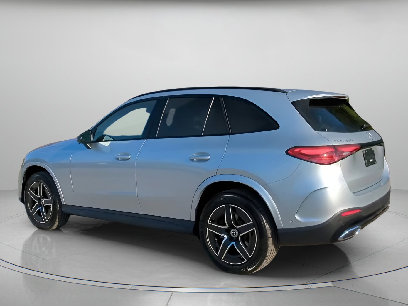 Used 2026 Mercedes-Benz GLC 300 image 18