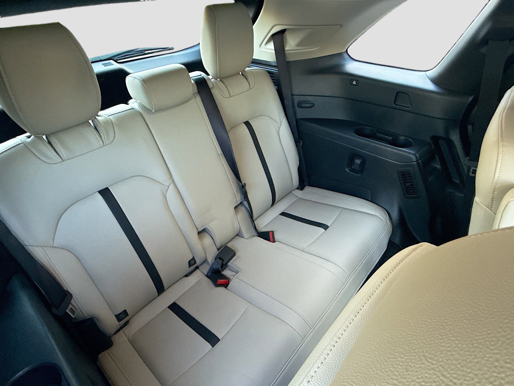 Used 2024 MAZDA CX-90 Plug-In Hybrid w/ Premium Pkg image 29