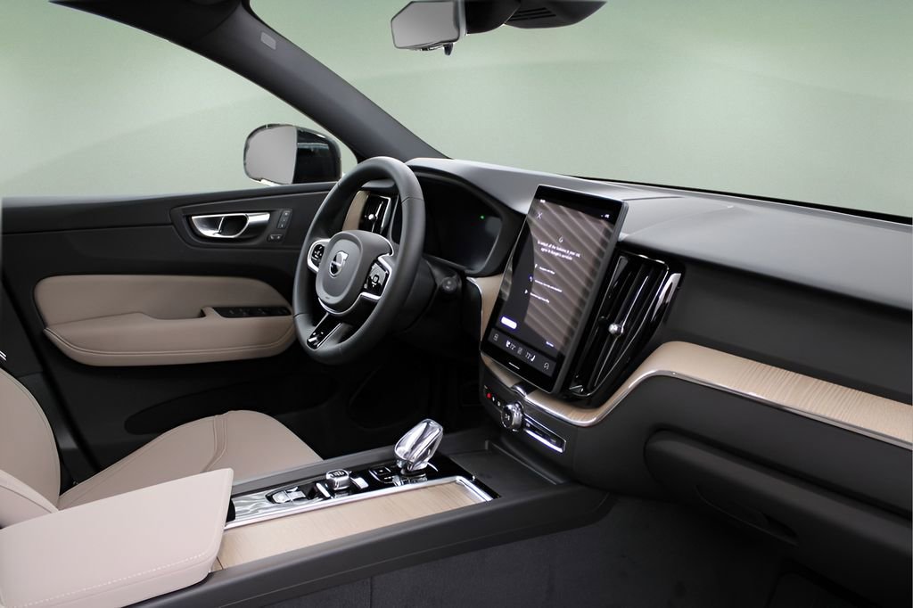New 2026 Volvo XC60 B5 Core w/ Protection Package Premier image 26