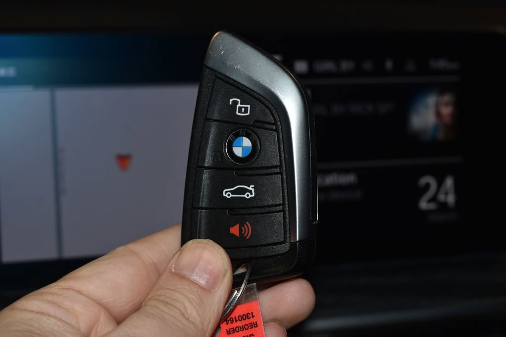 Used 2023 BMW X3 xDrive30i w/ Convenience Package image 17