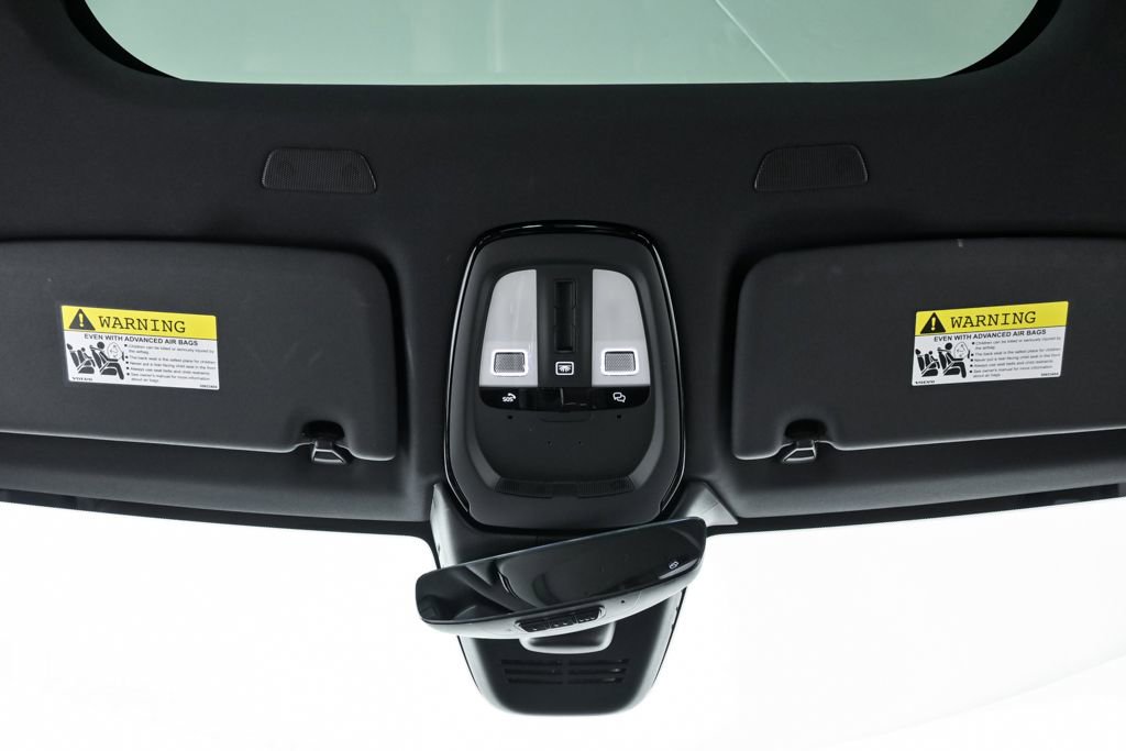 Certified 2024 Volvo XC60 B5 Plus w/ Protection Package Premier AWD/4WD image 20