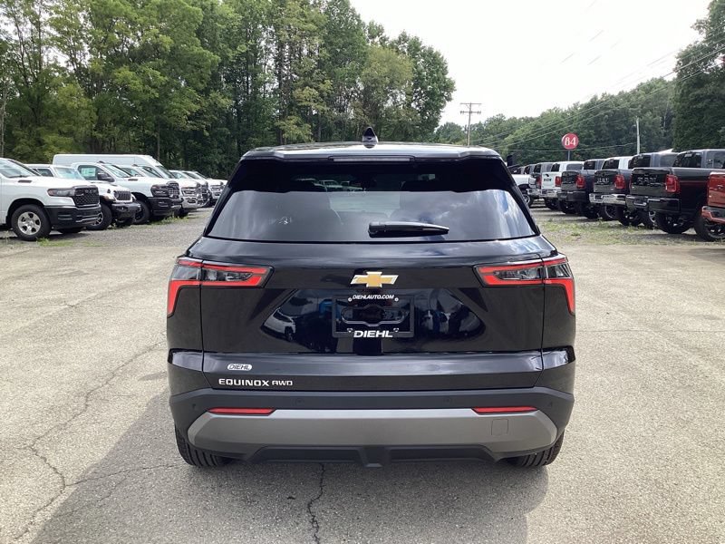 New 2027 Chevrolet Equinox LT w/ Convenience Package II AWD/4WD image 6