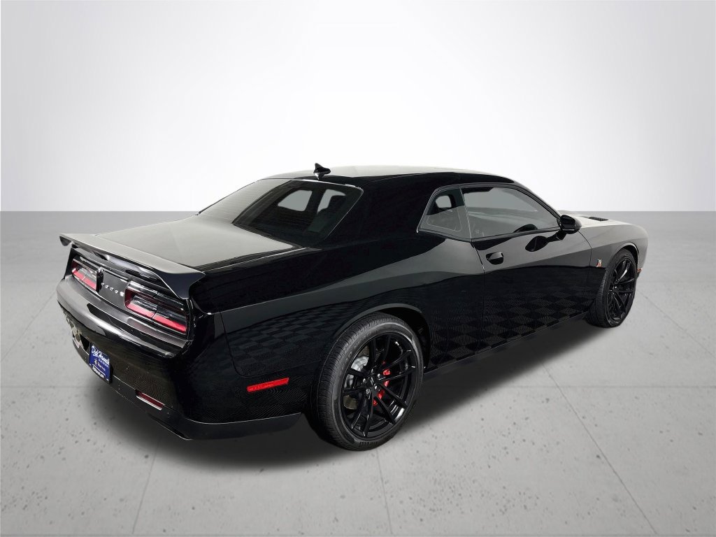 Used 2022 Dodge Challenger R/T Scat Pack w/ Dynamics Package RWD image 6