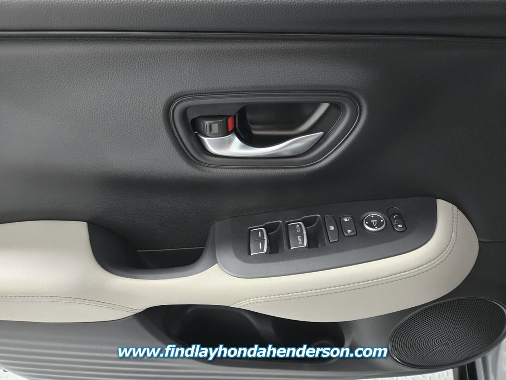 Certified 2025 Honda HR-V EX-L image 24